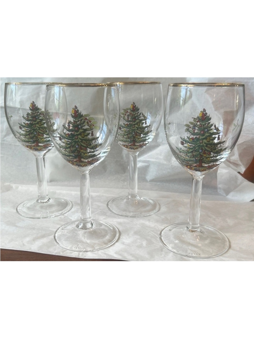 Spode Vintage Christmas Tree Stemmed Wine Glasses 13 Oz  - Set Of 4